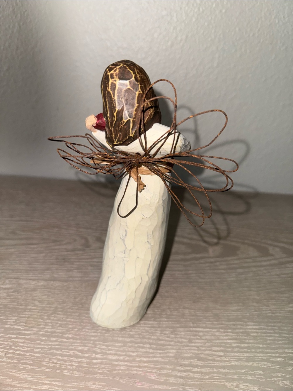 Vintage Willow Tree "Angel of the Heart" - Picture 4 of 5